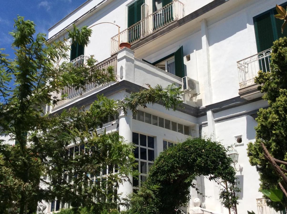 Albergo Santa Teresa Torre del Greco Exteriör bild