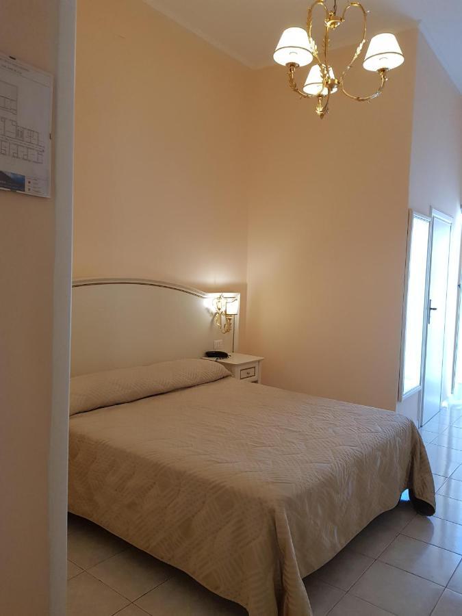 Albergo Santa Teresa Torre del Greco Exteriör bild